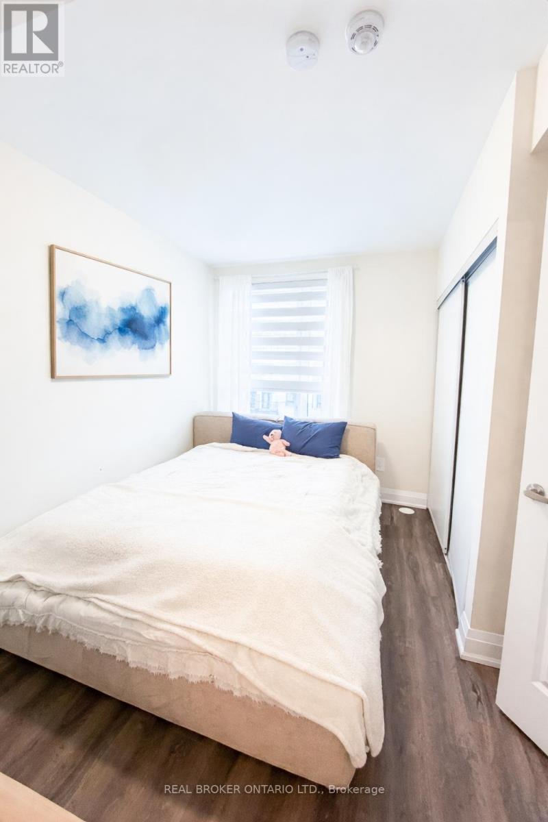 110 - 1593 Rose Way, Milton, Ontario  L9E 0J2 - Photo 9 - W13008068