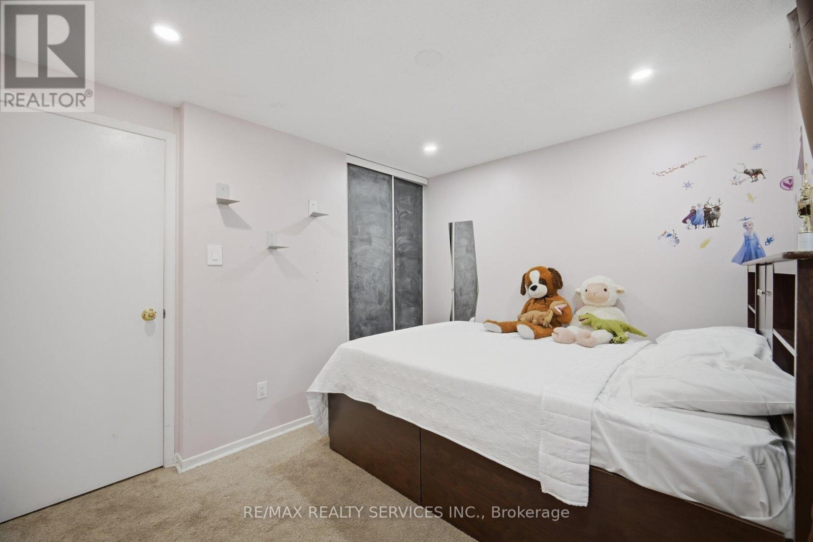 22 Rushmore Crescent W, Brampton, Ontario  L6Z 1R2 - Photo 30 - W13008070