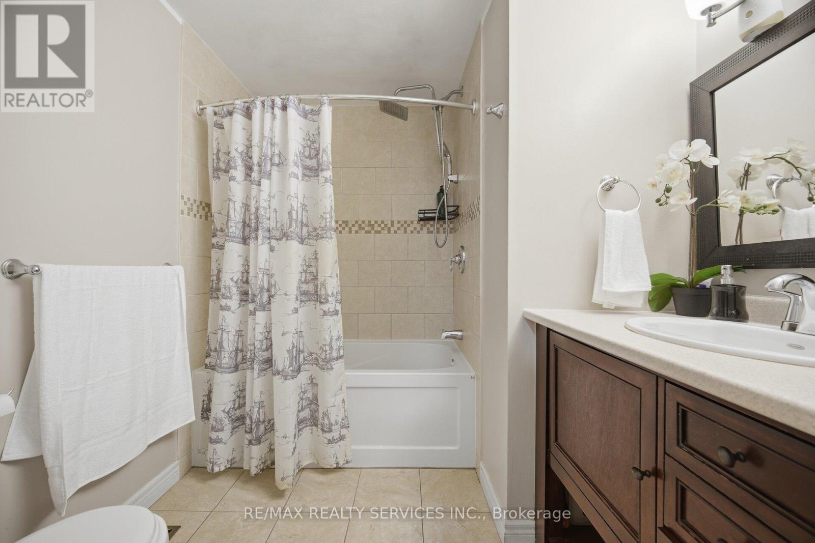 22 Rushmore Crescent W, Brampton, Ontario  L6Z 1R2 - Photo 33 - W13008070