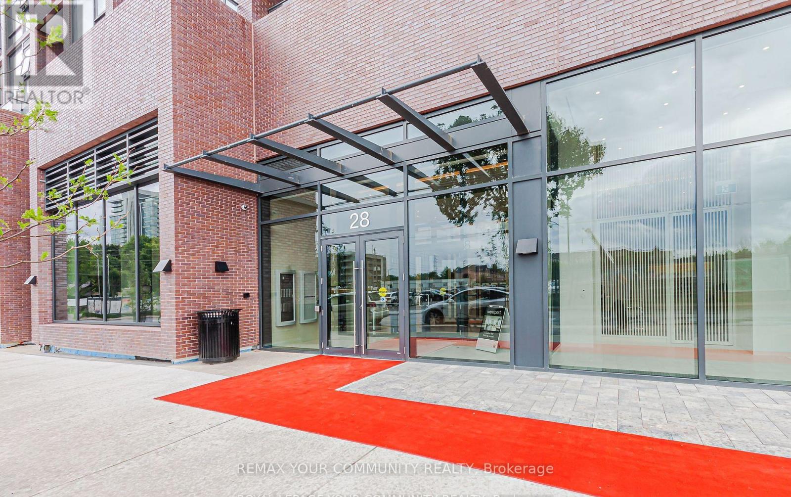 806 - 28 Ann Street, Mississauga, Ontario  L5G 3G1 - Photo 3 - W13008086