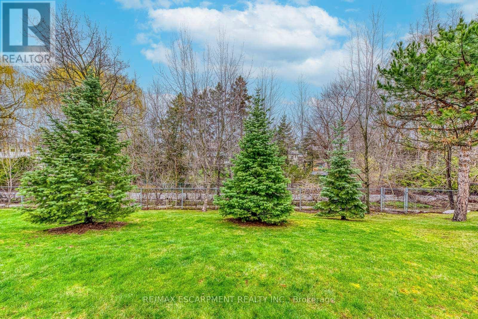 10 - 3115 New Street, Burlington, Ontario  L7N 3T5 - Photo 35 - W13008112