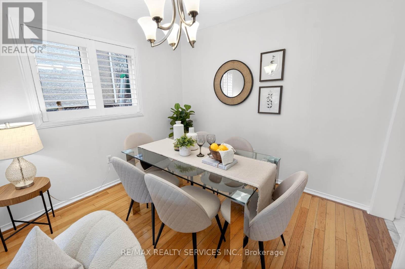 6 Creekwood Drive, Brampton, Ontario  L7A 1G6 - Photo 11 - W13008146