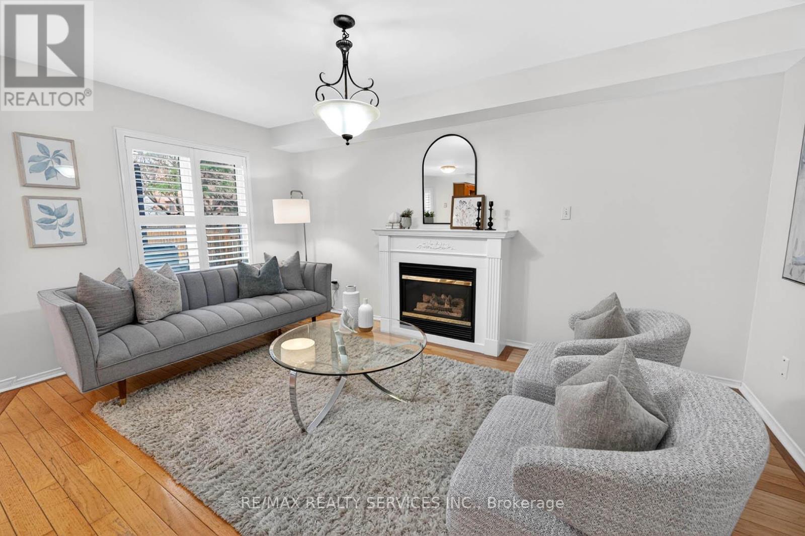 6 Creekwood Drive, Brampton, Ontario  L7A 1G6 - Photo 14 - W13008146