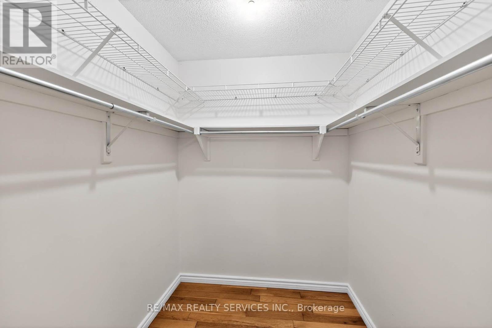 6 Creekwood Drive, Brampton, Ontario  L7A 1G6 - Photo 30 - W13008146