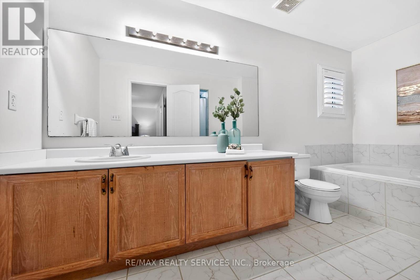 6 Creekwood Drive, Brampton, Ontario  L7A 1G6 - Photo 31 - W13008146