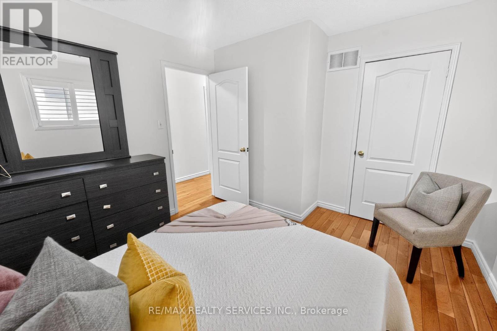 6 Creekwood Drive, Brampton, Ontario  L7A 1G6 - Photo 36 - W13008146