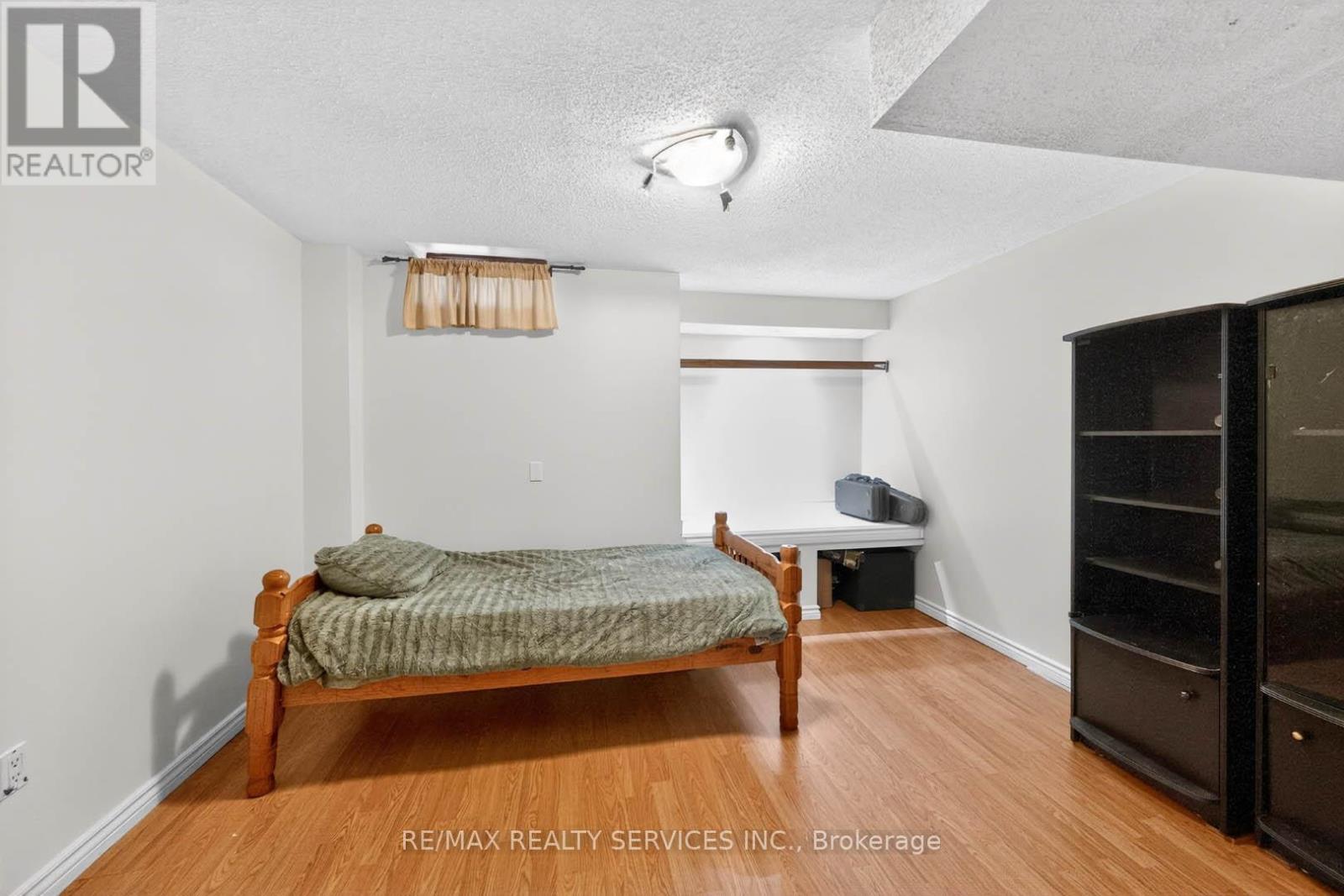 6 Creekwood Drive, Brampton, Ontario  L7A 1G6 - Photo 44 - W13008146