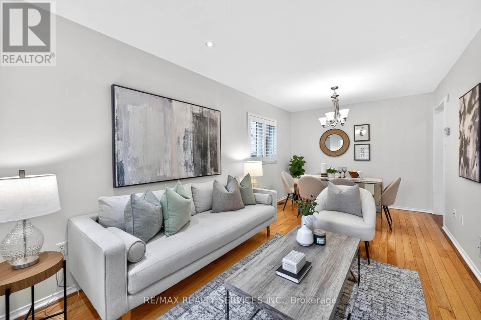 6 Creekwood Drive, Brampton, Ontario  L7A 1G6 - Photo 8 - W13008146