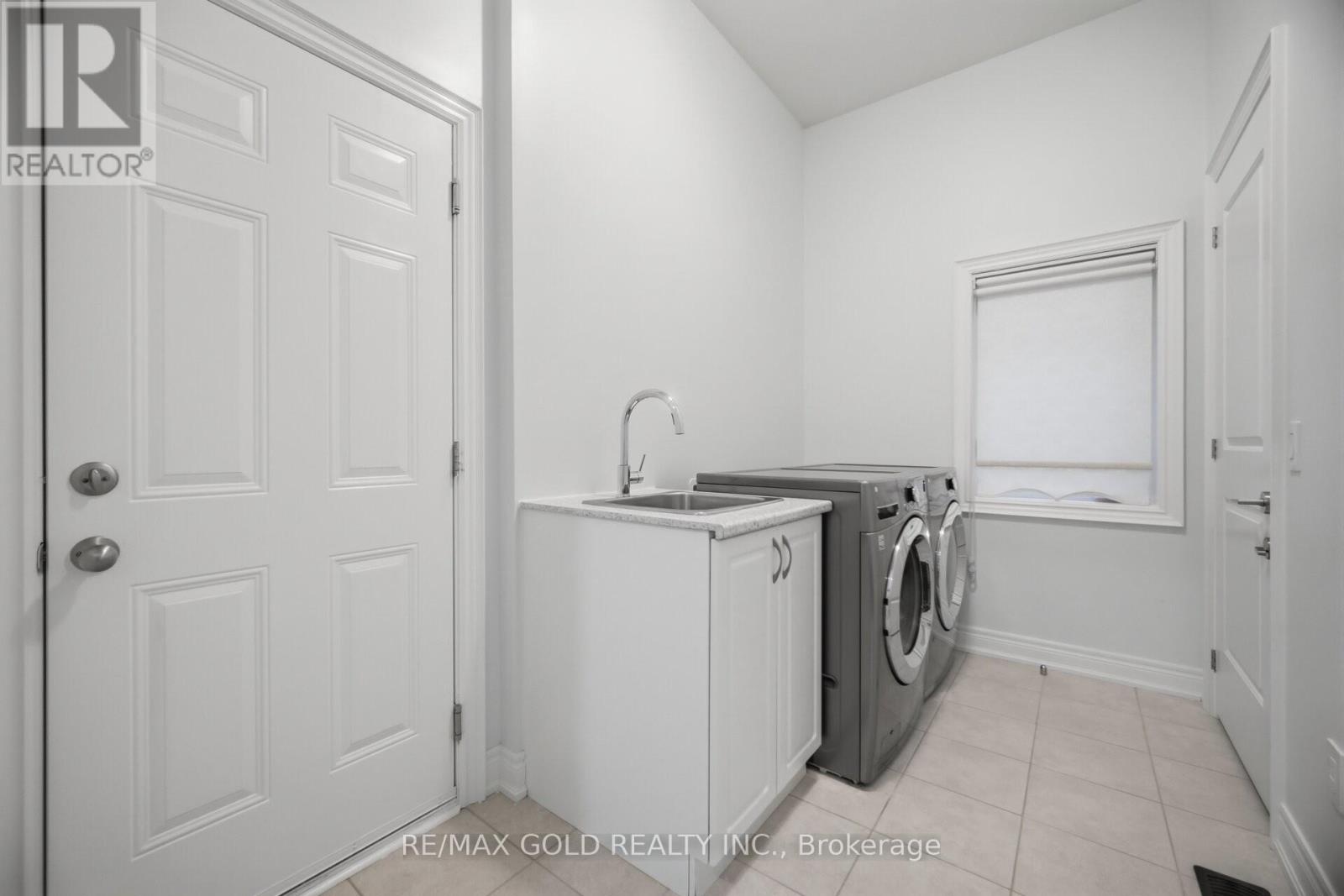 11 Sinatra Street, Brampton, Ontario  L6R 4B3 - Photo 27 - W13008198