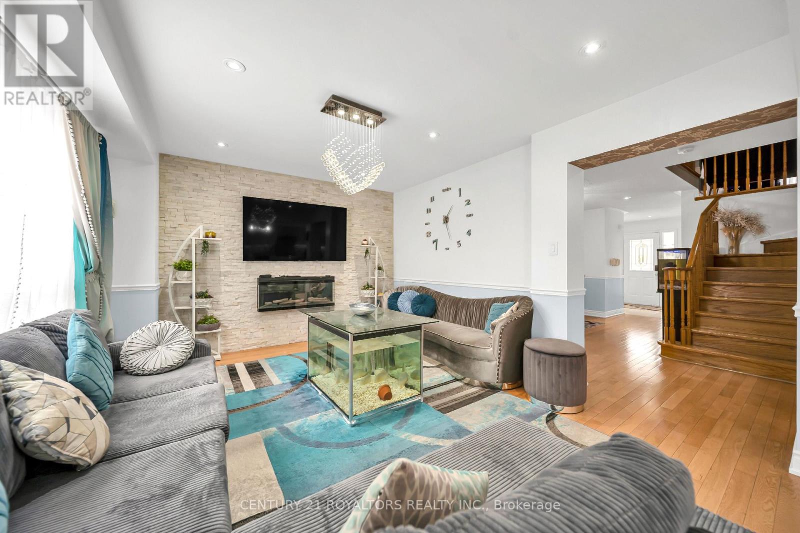 5 Farthingale Crescent, Brampton, Ontario  L7A 1R3 - Photo 10 - W13008234