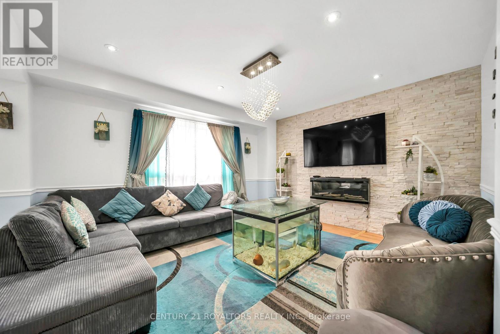 5 Farthingale Crescent, Brampton, Ontario  L7A 1R3 - Photo 11 - W13008234