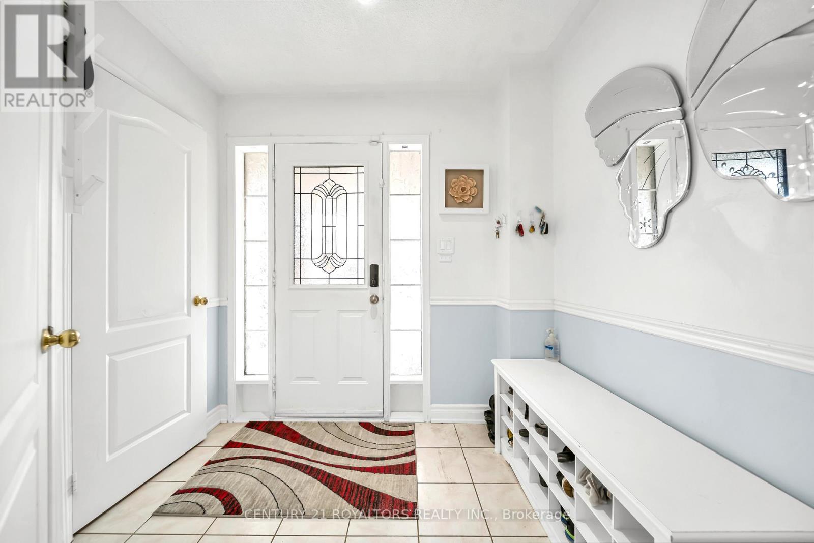 5 Farthingale Crescent, Brampton, Ontario  L7A 1R3 - Photo 3 - W13008234