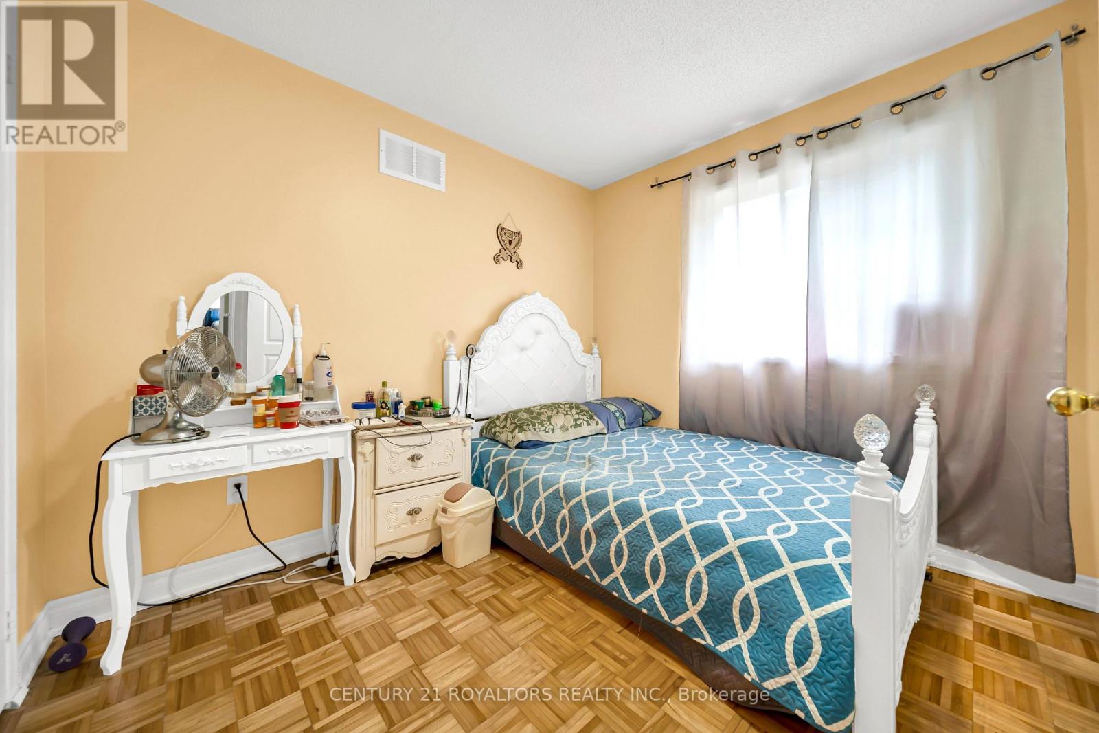 5 Farthingale Crescent, Brampton, Ontario  L7A 1R3 - Photo 33 - W13008234