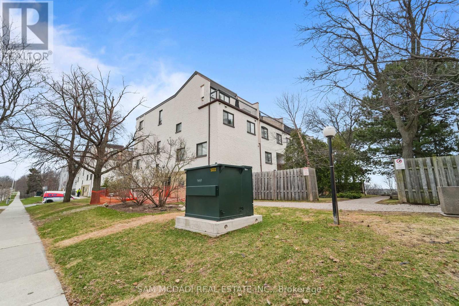 112 - 1050 Falgarwood Drive, Oakville, Ontario  L6H 2P3 - Photo 30 - W13008236