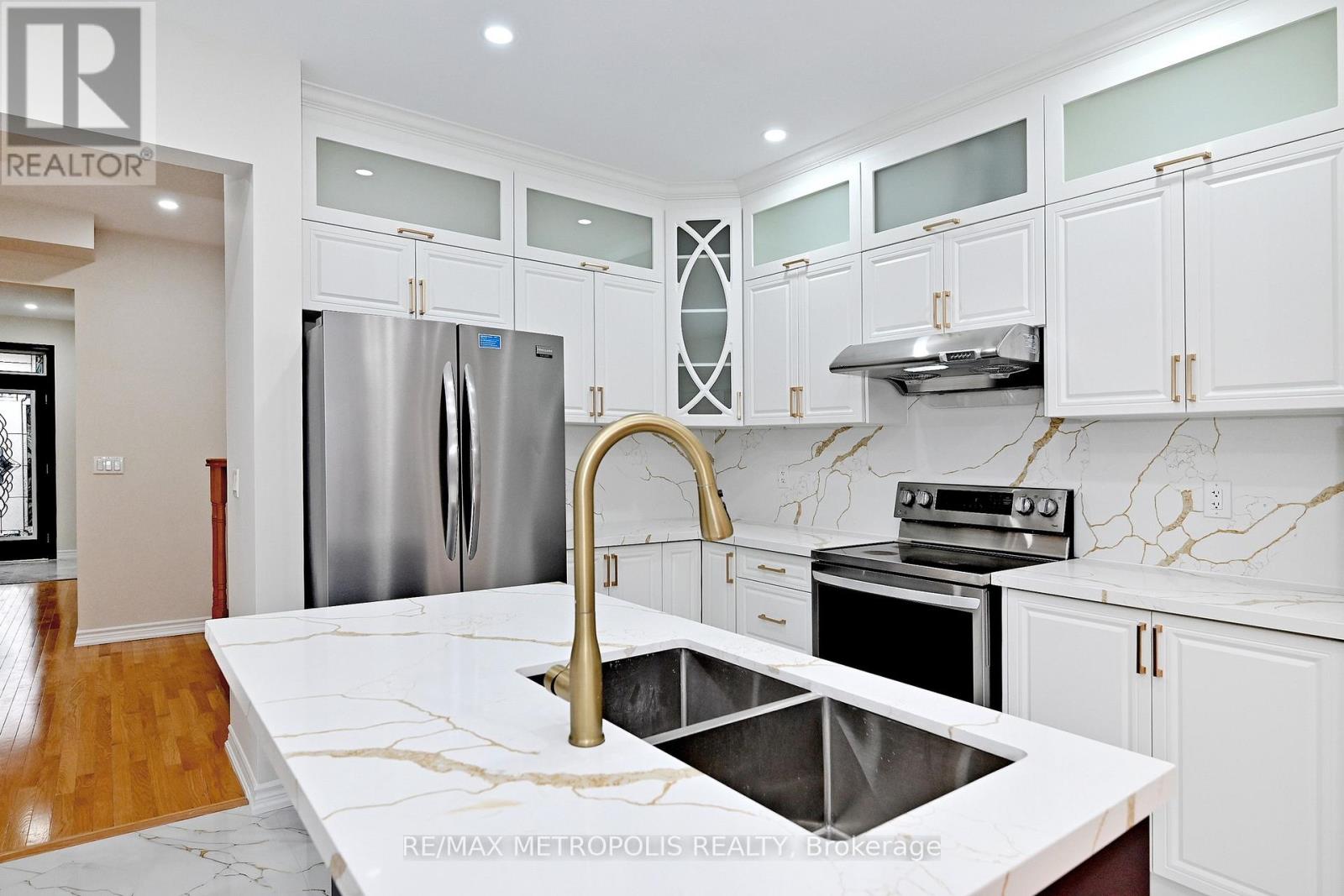 30 Wasaga Road, Brampton, Ontario  L6X 3B1 - Photo 19 - W13008242