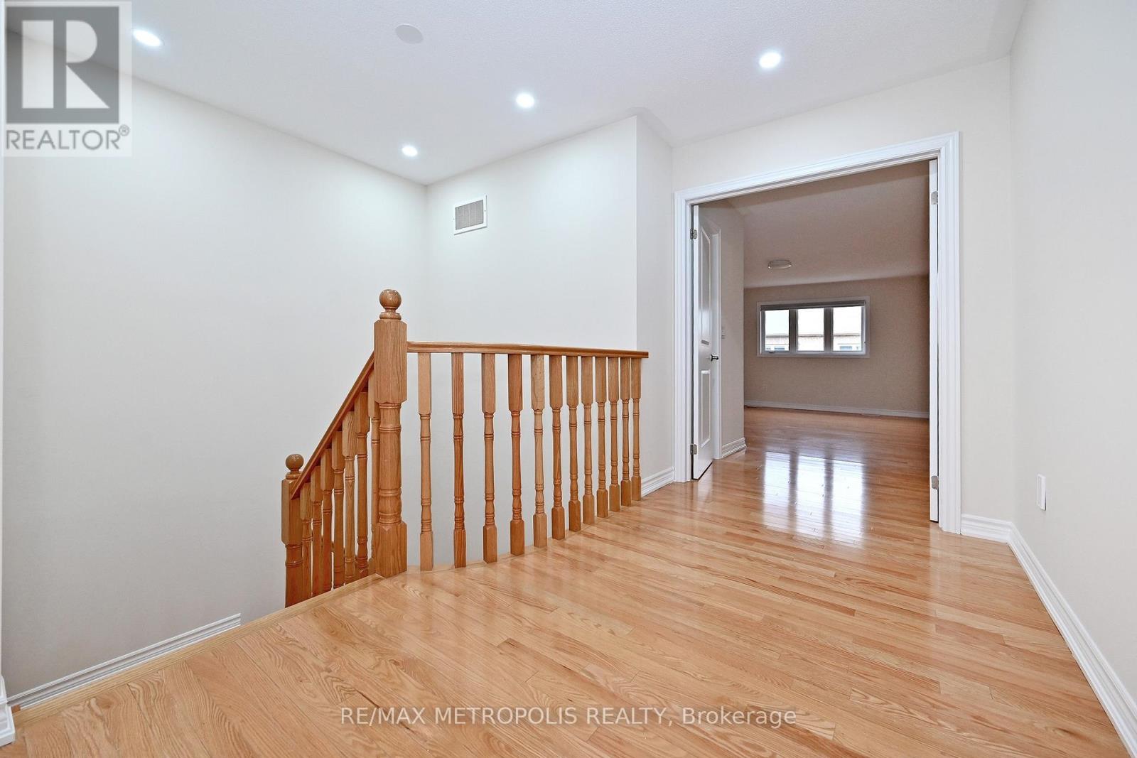 30 Wasaga Road, Brampton, Ontario  L6X 3B1 - Photo 32 - W13008242