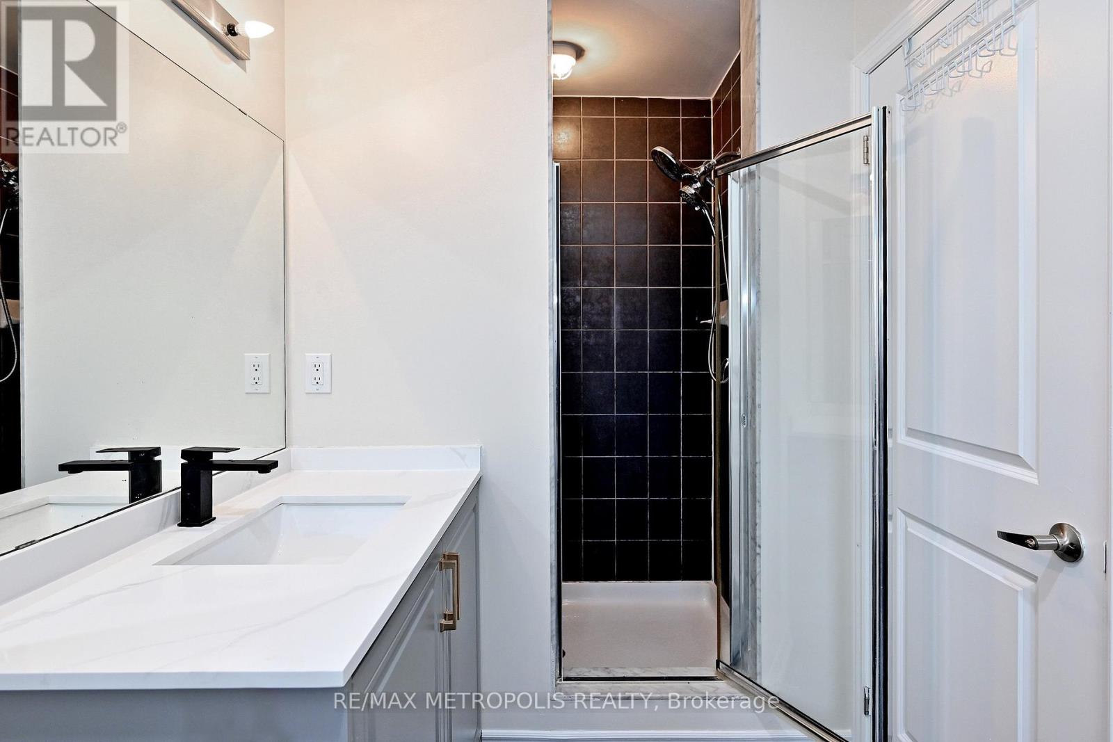 30 Wasaga Road, Brampton, Ontario  L6X 3B1 - Photo 38 - W13008242