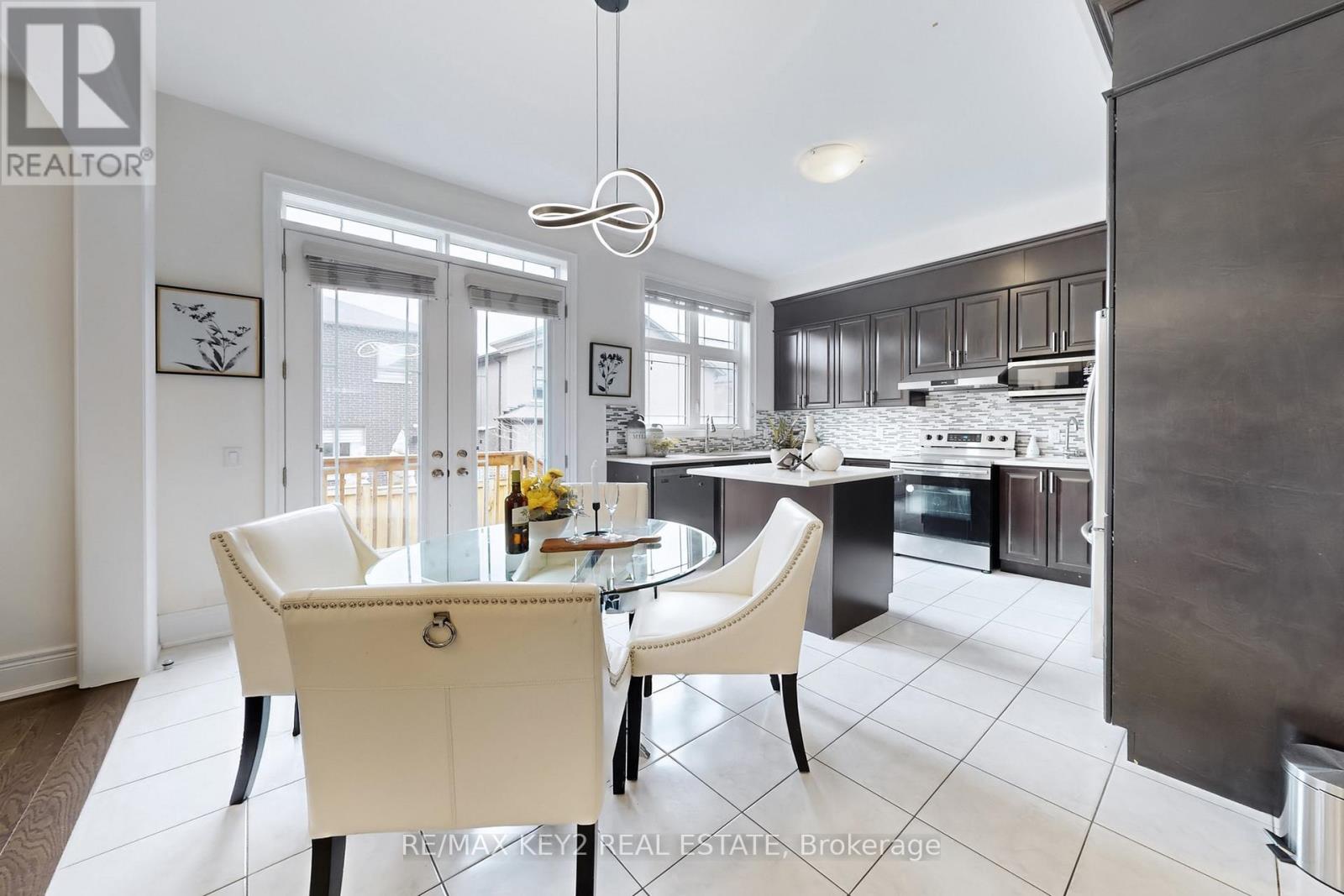 10 Lyle Way, Brampton, Ontario  L6X 5P8 - Photo 12 - W13008262