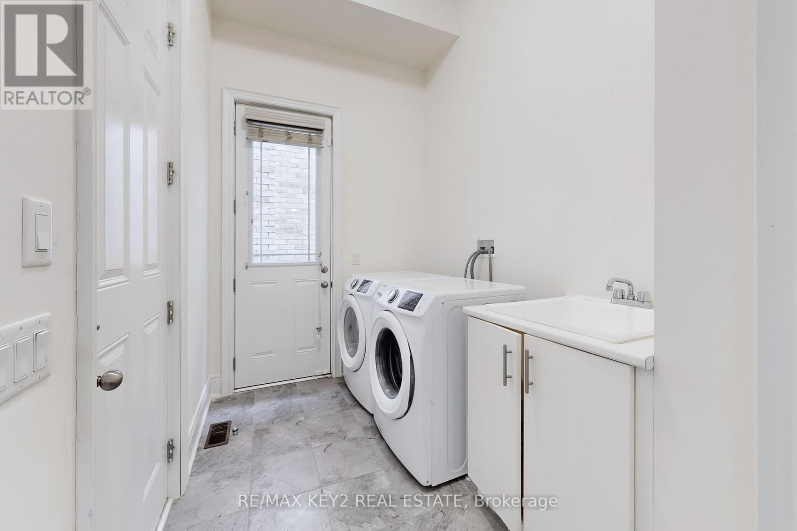 10 Lyle Way, Brampton, Ontario  L6X 5P8 - Photo 23 - W13008262