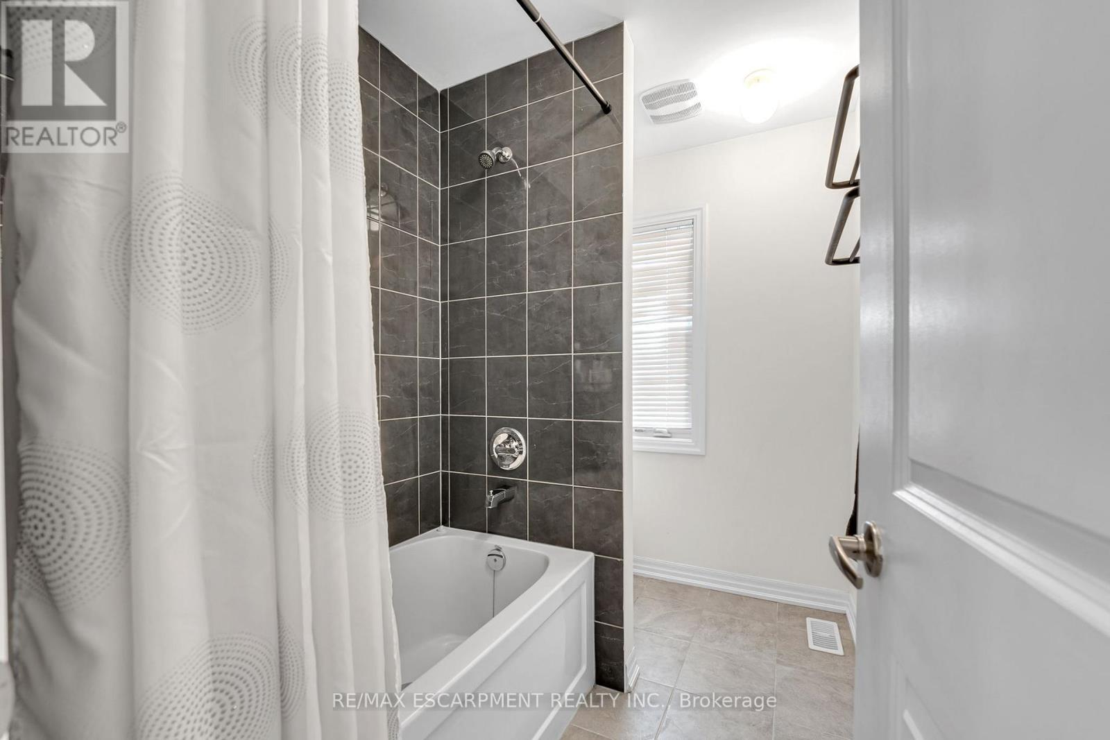 3430 Clayton Trail, Oakville, Ontario  L6H 0Z1 - Photo 33 - W13008276