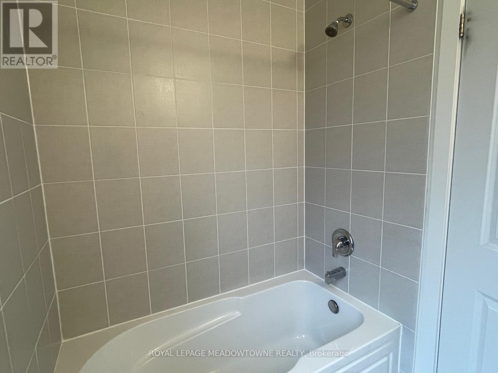 1560 Hilson Heights, Milton, Ontario  L9E 1V5 - Photo 22 - W13008290