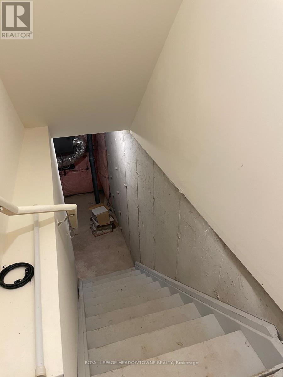 1560 Hilson Heights, Milton, Ontario  L9E 1V5 - Photo 26 - W13008290