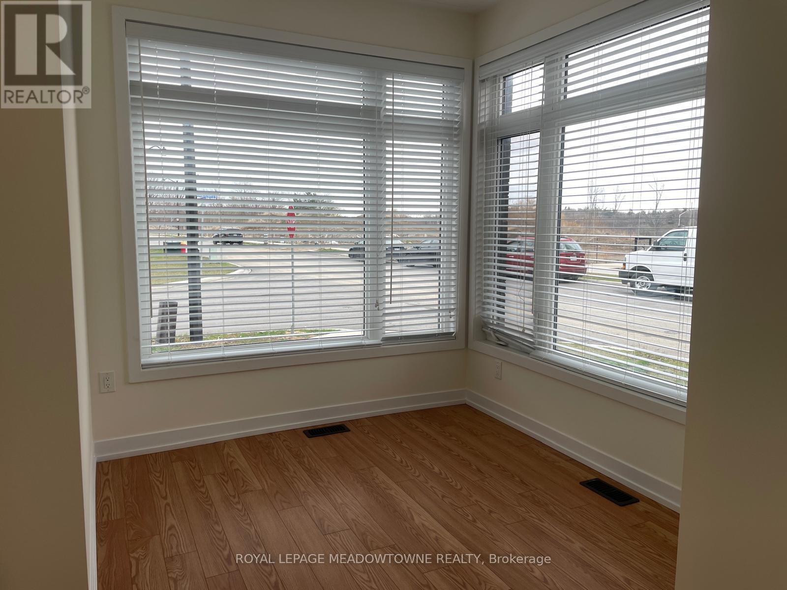 1560 Hilson Heights, Milton, Ontario  L9E 1V5 - Photo 6 - W13008290