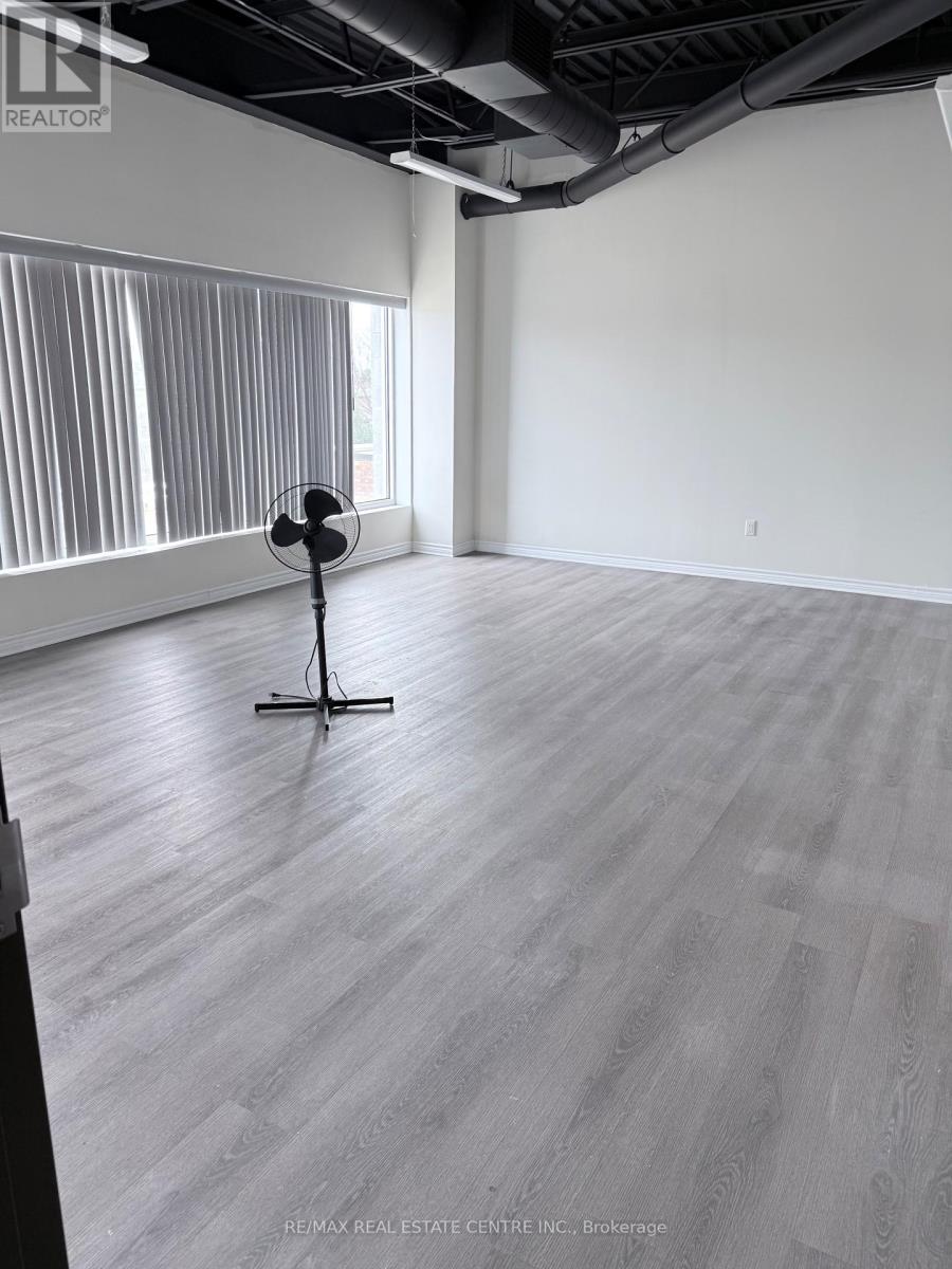 215 - 810 Nipissing Road, Milton, Ontario  L9T 4Z9 - Photo 6 - W13008294