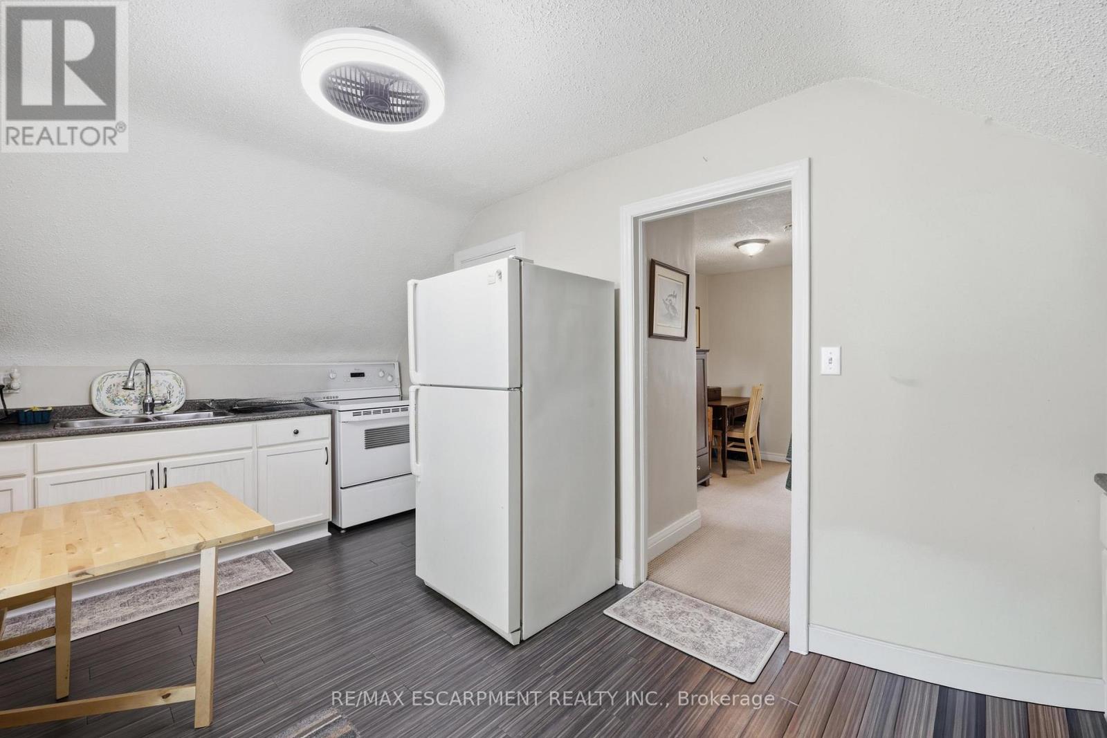 2074 Churchill Avenue, Burlington, Ontario  L7R 3T7 - Photo 25 - W13008296