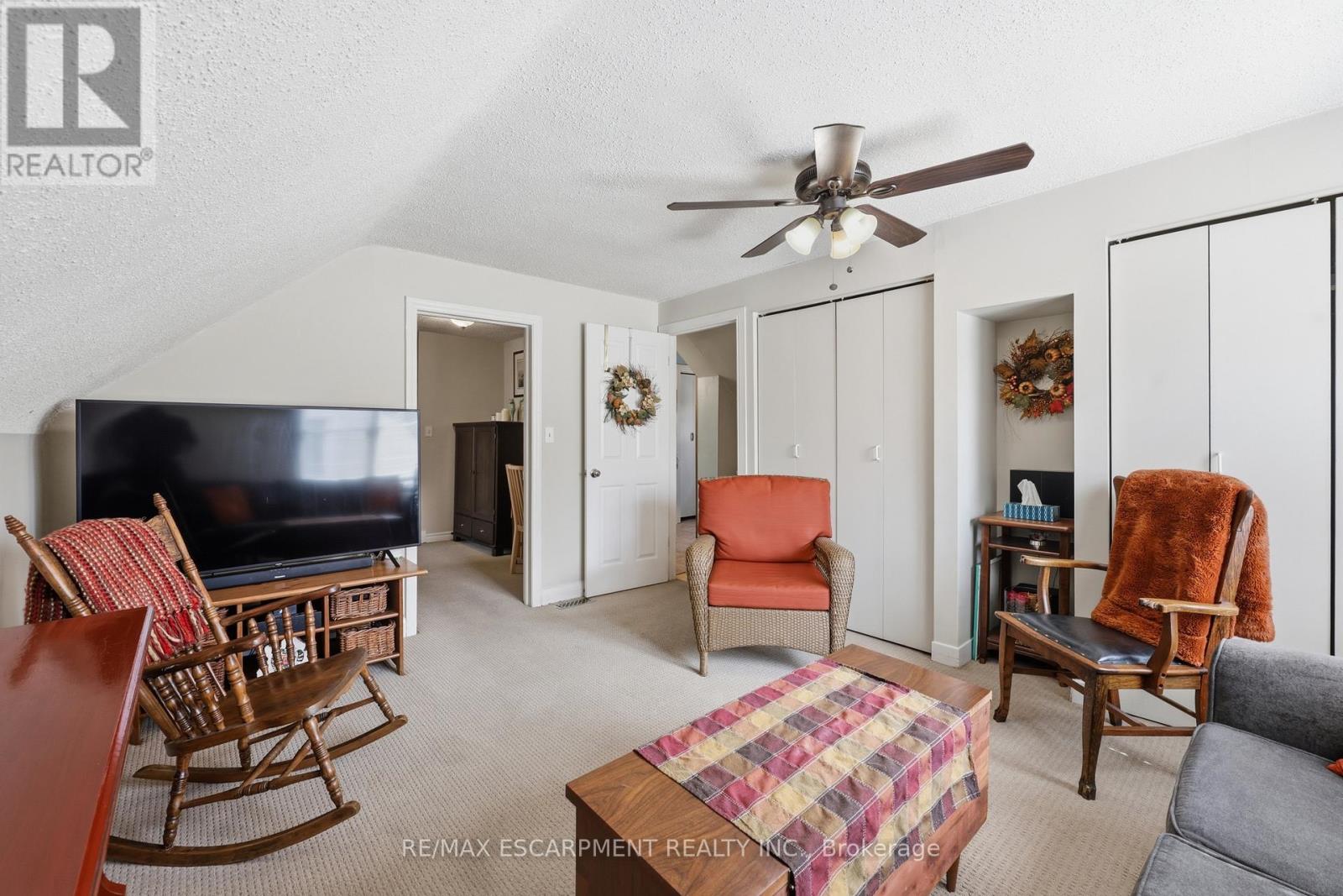 2074 Churchill Avenue, Burlington, Ontario  L7R 3T7 - Photo 30 - W13008296