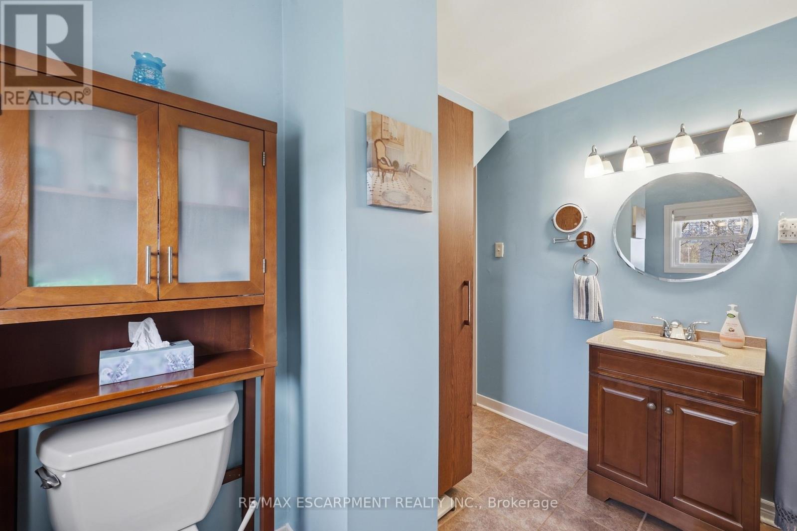 2074 Churchill Avenue, Burlington, Ontario  L7R 3T7 - Photo 32 - W13008296