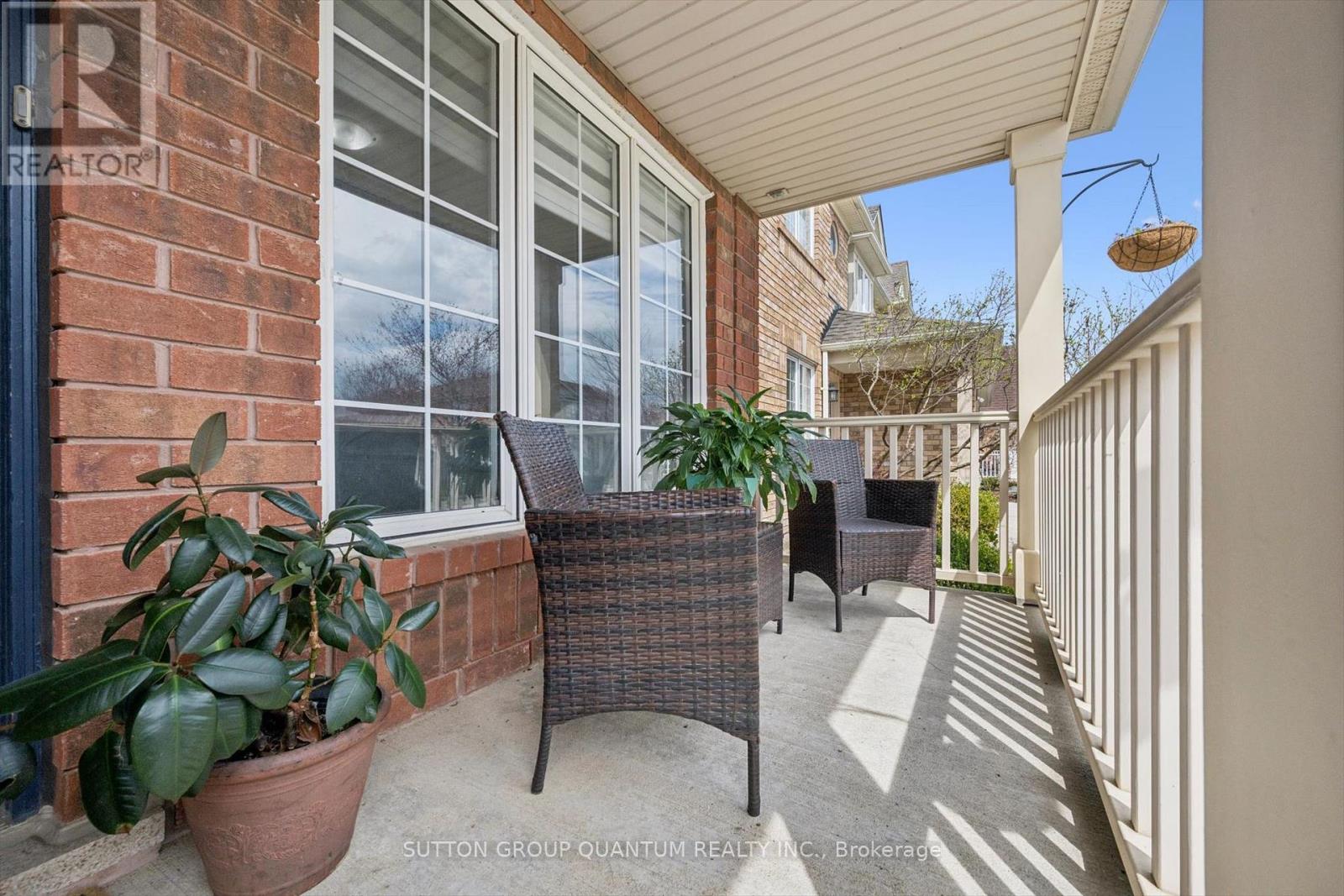 710 Irving Terrace, Milton, Ontario  L9T 6H3 - Photo 2 - W13008302