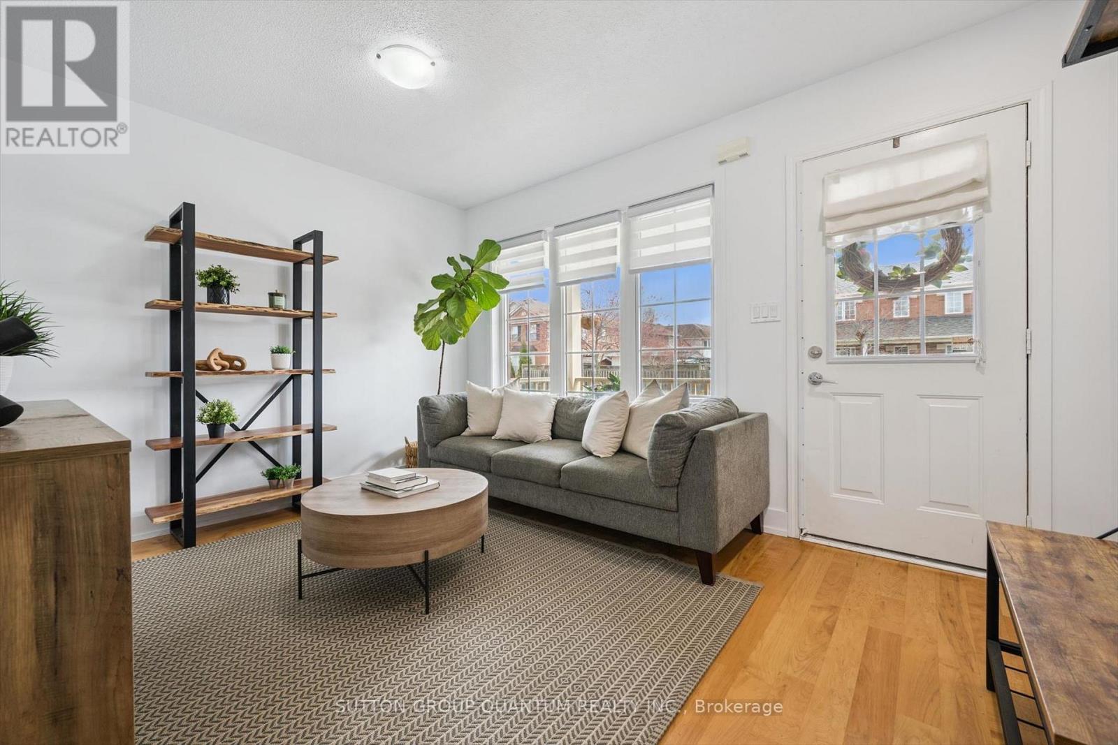 710 Irving Terrace, Milton, Ontario  L9T 6H3 - Photo 6 - W13008302