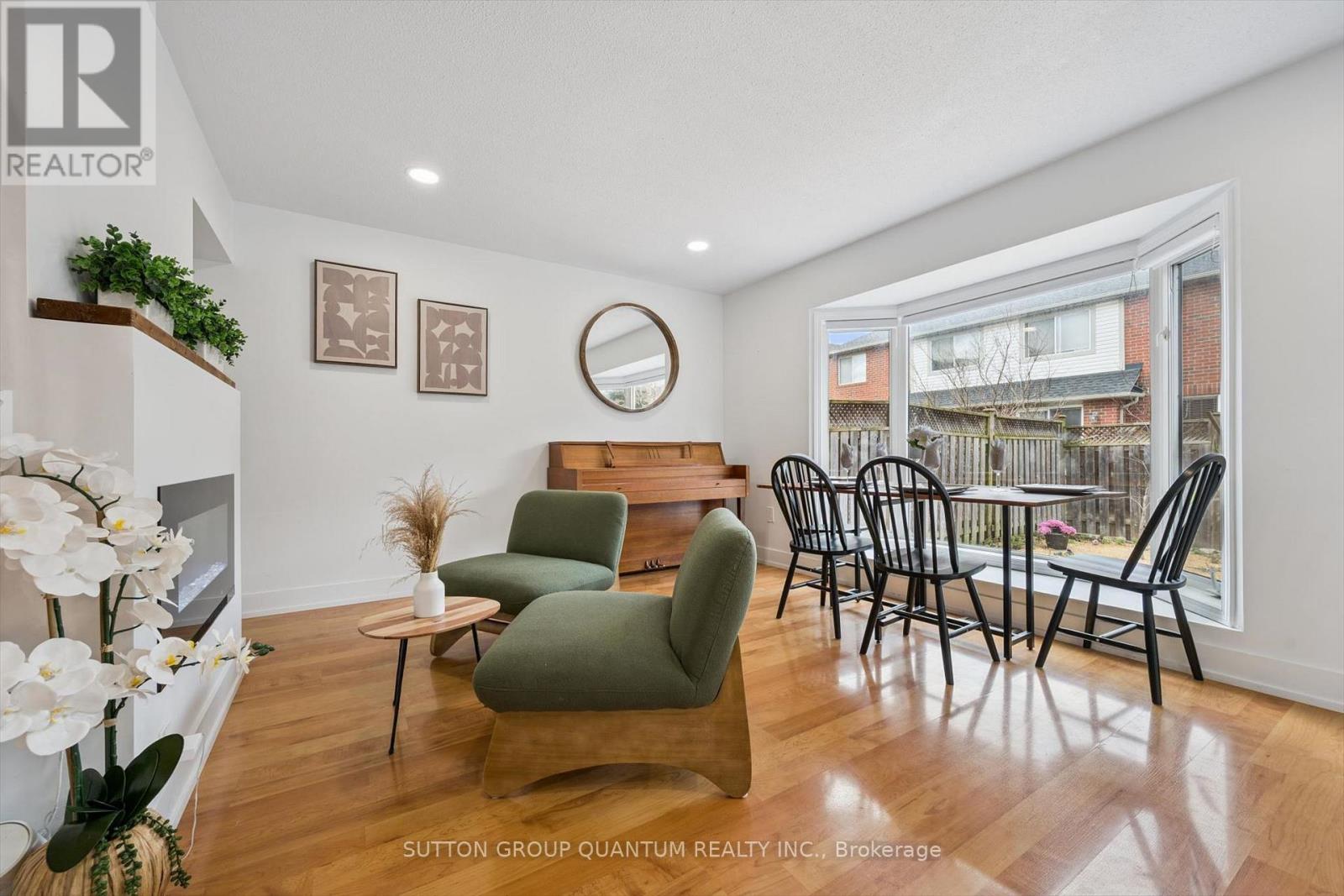 710 Irving Terrace, Milton, Ontario  L9T 6H3 - Photo 8 - W13008302