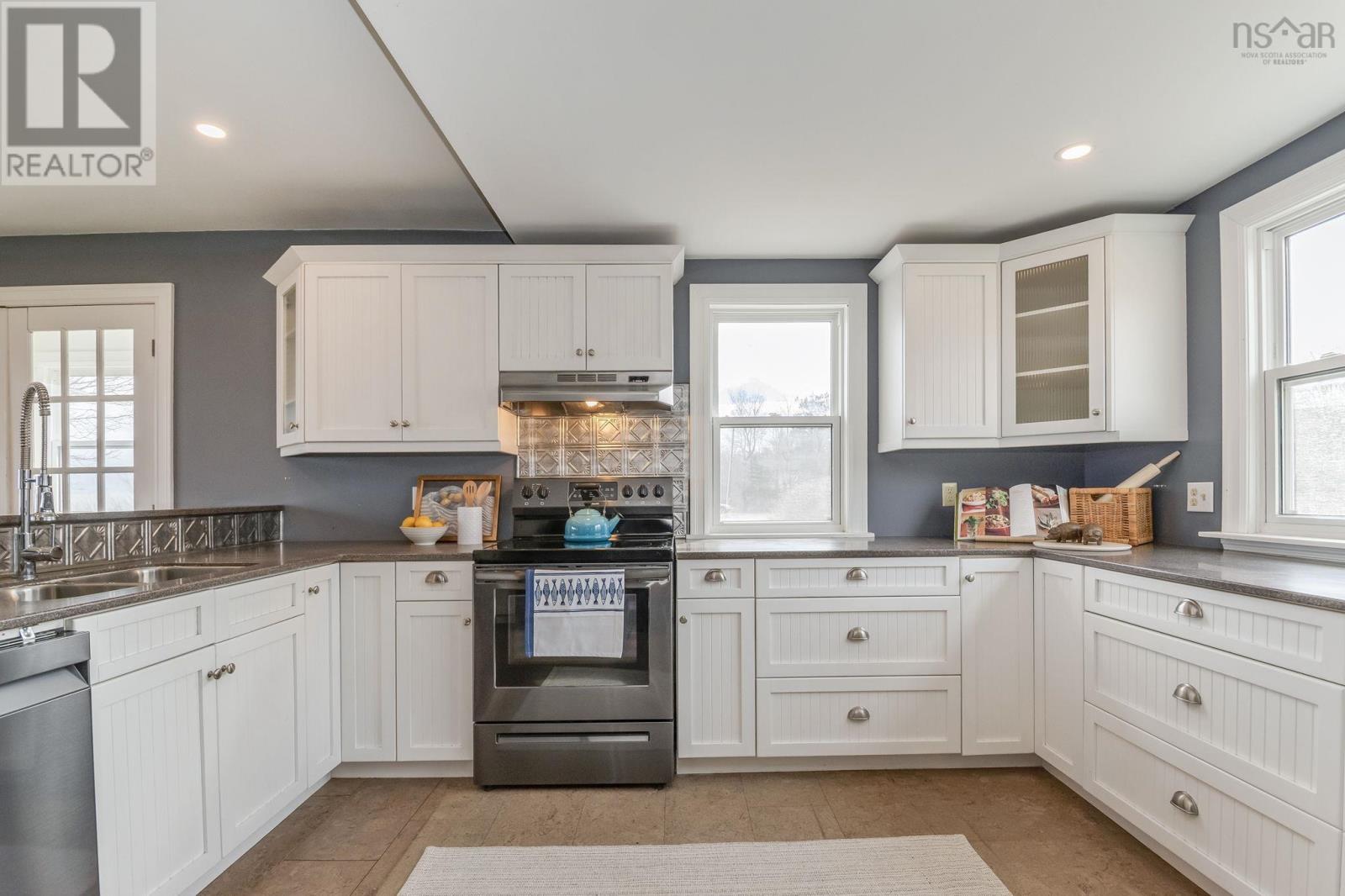 102 Pheasant Road, North Grand Pre, Nova Scotia  B0P 1M0 - Photo 9 - 202607667