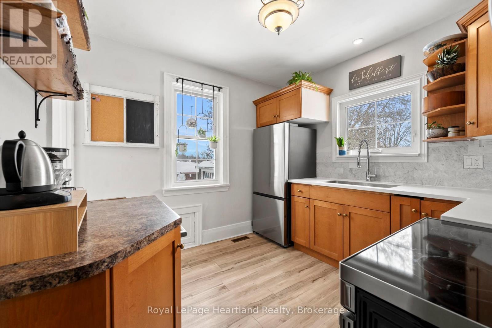 108 Albert Street, Central Huron, Ontario  N0M 1L0 - Photo 14 - X12823558