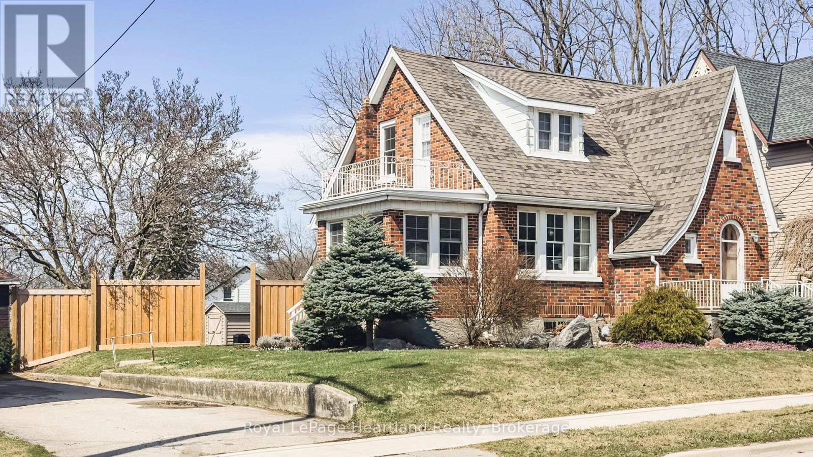 108 Albert Street, Central Huron, Ontario  N0M 1L0 - Photo 2 - X12823558