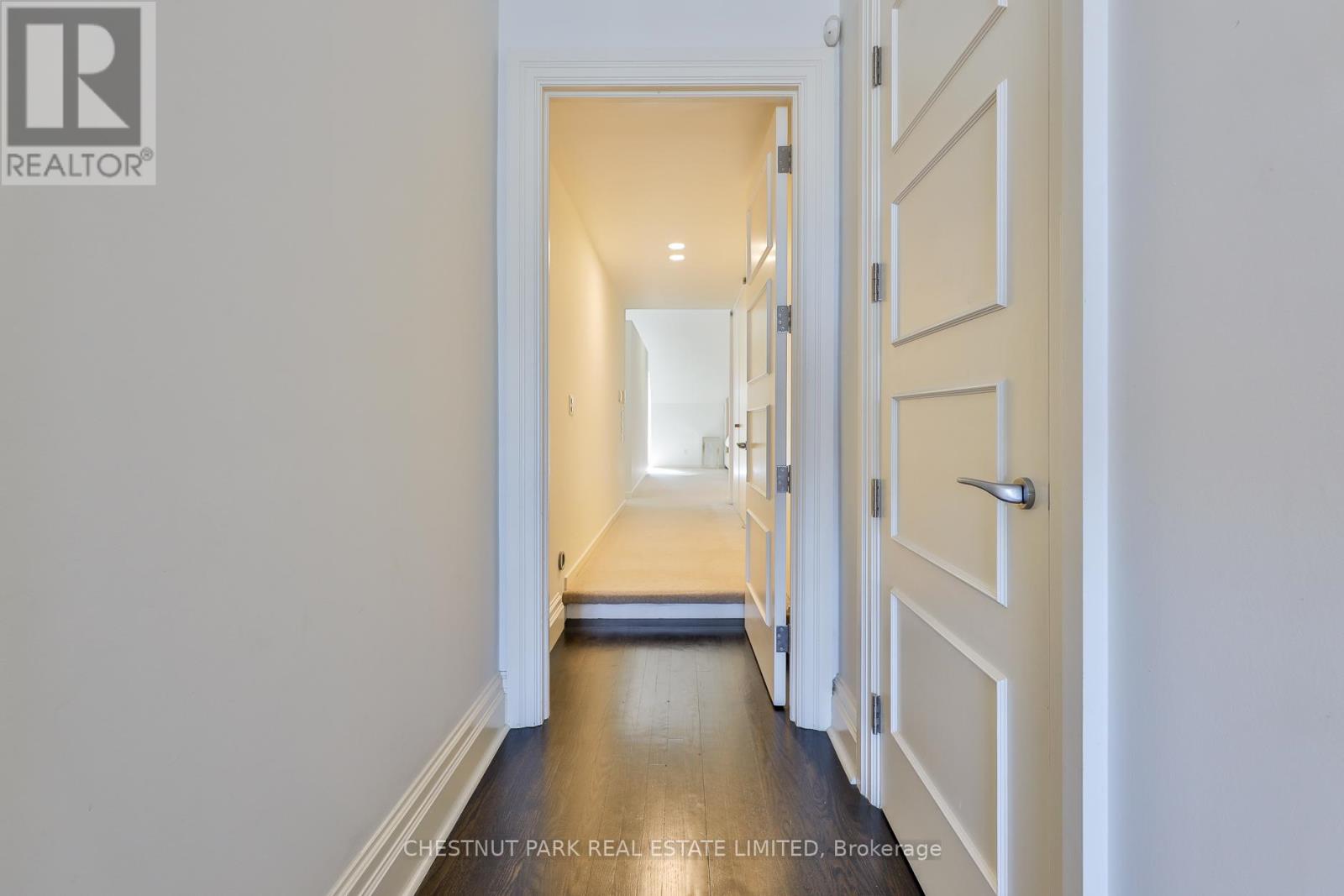 1 Glen Edyth Place, Toronto, Ontario  M4V 2W1 - Photo 16 - C13002968