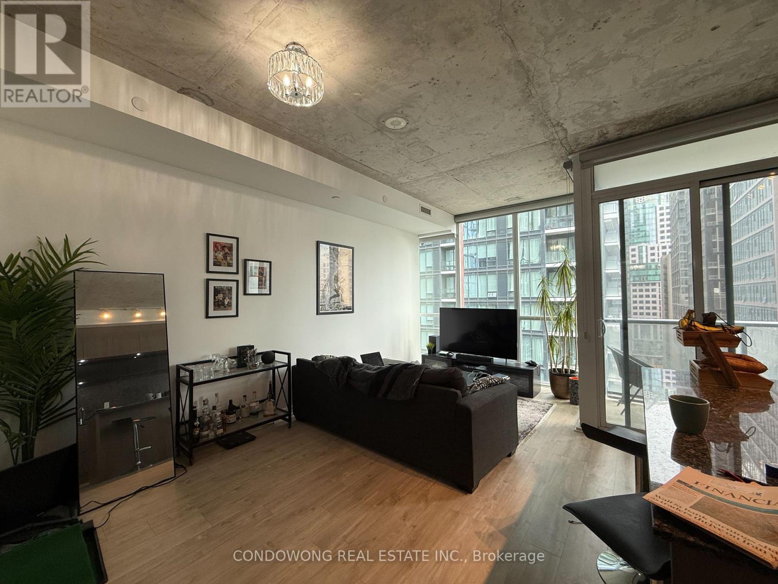 1303 - 88 Blue Jays Way, Toronto, Ontario  M5V 0L7 - Photo 8 - C13008034