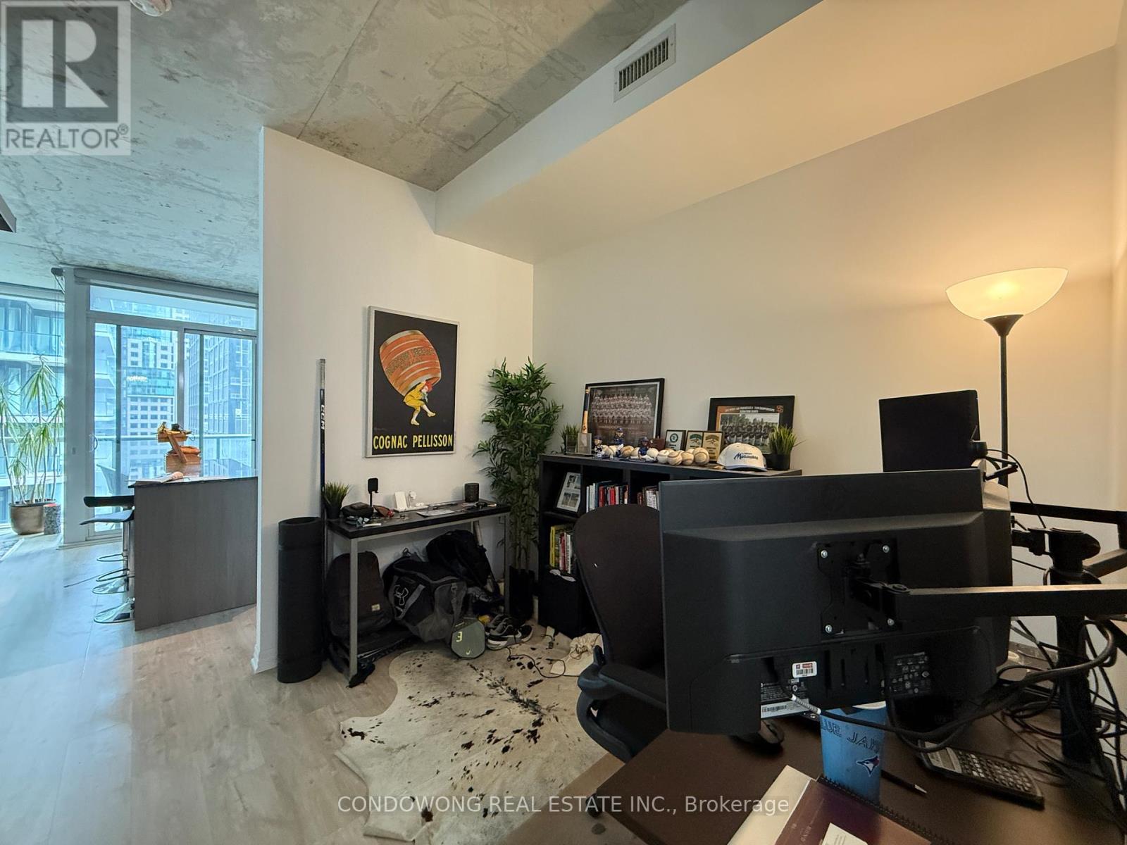 1303 - 88 Blue Jays Way, Toronto, Ontario  M5V 0L7 - Photo 3 - C13008034