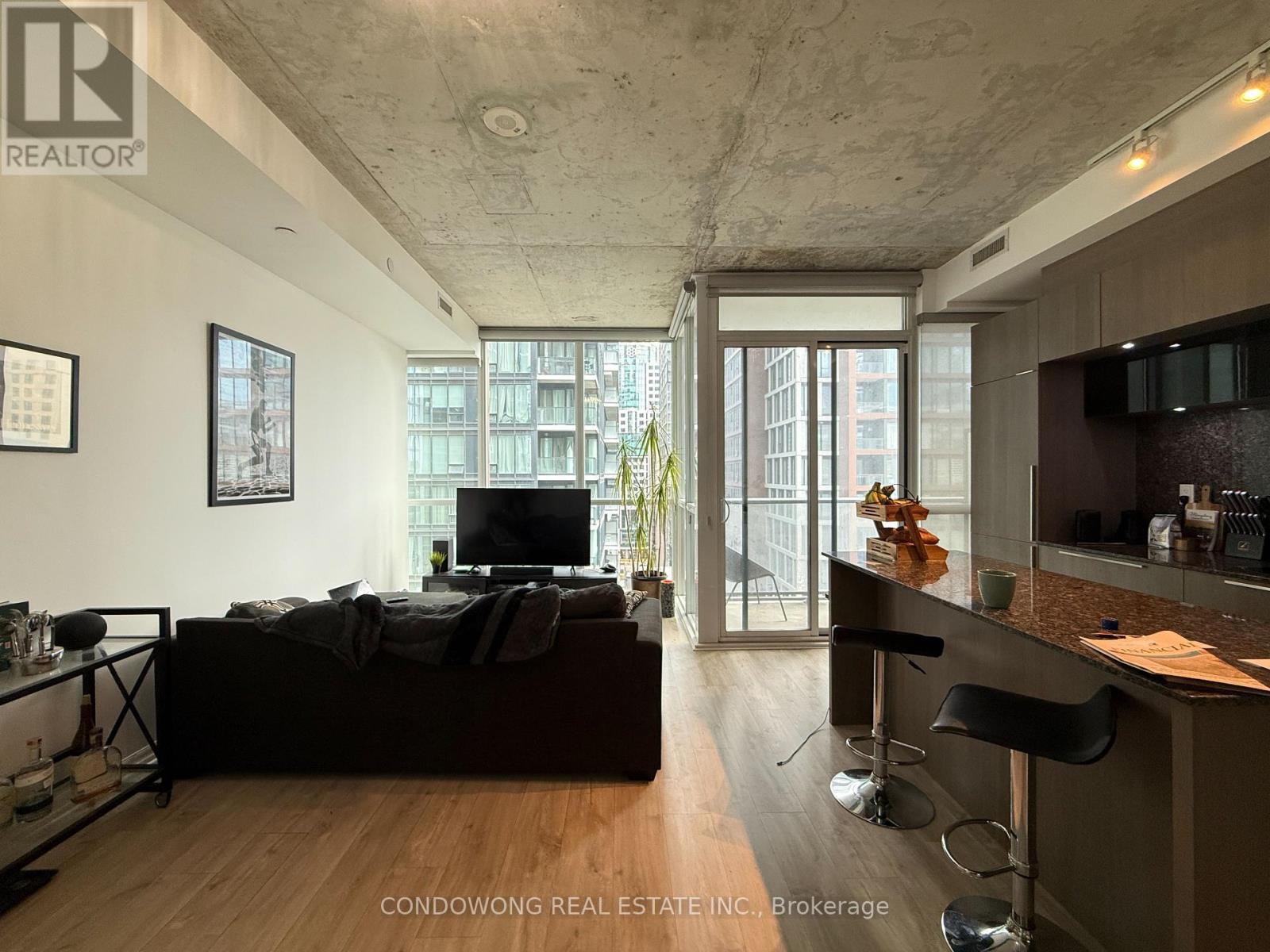 1303 - 88 Blue Jays Way, Toronto, Ontario  M5V 0L7 - Photo 7 - C13008034