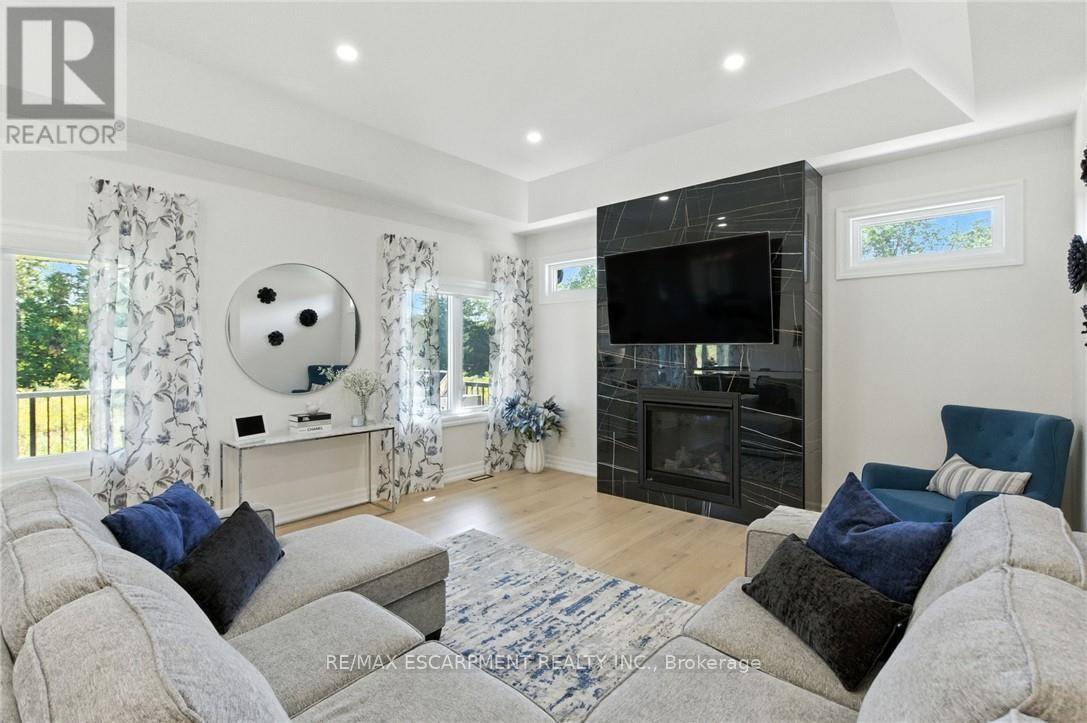 270 Charles Street, Norfolk (Waterford), Ontario  N0E 1Y0 - Photo 14 - X13008182