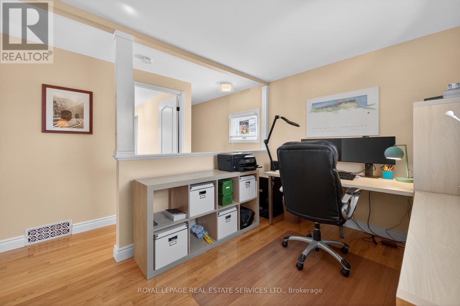 141 Oakdale Drive, Oakville, Ontario  L6H 1J4 - Photo 32 - W12983852