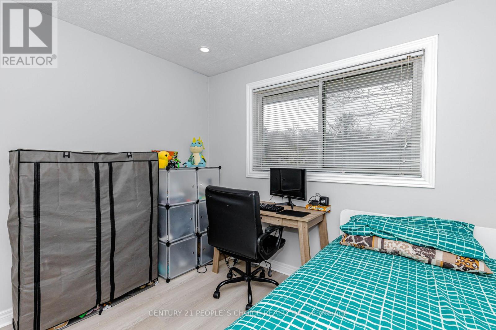 570b Glen Forrest Boulevard, Waterloo, Ontario  N2L 4J5 - Photo 30 - X13004032