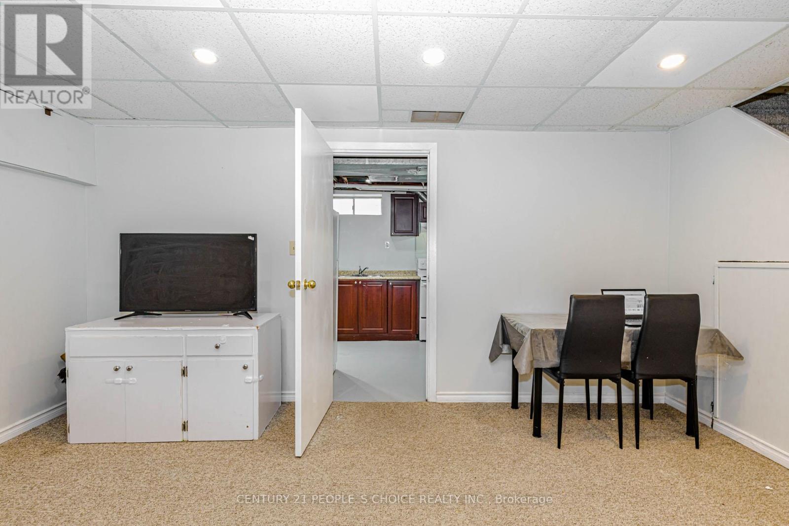 570b Glen Forrest Boulevard, Waterloo, Ontario  N2L 4J5 - Photo 37 - X13004032