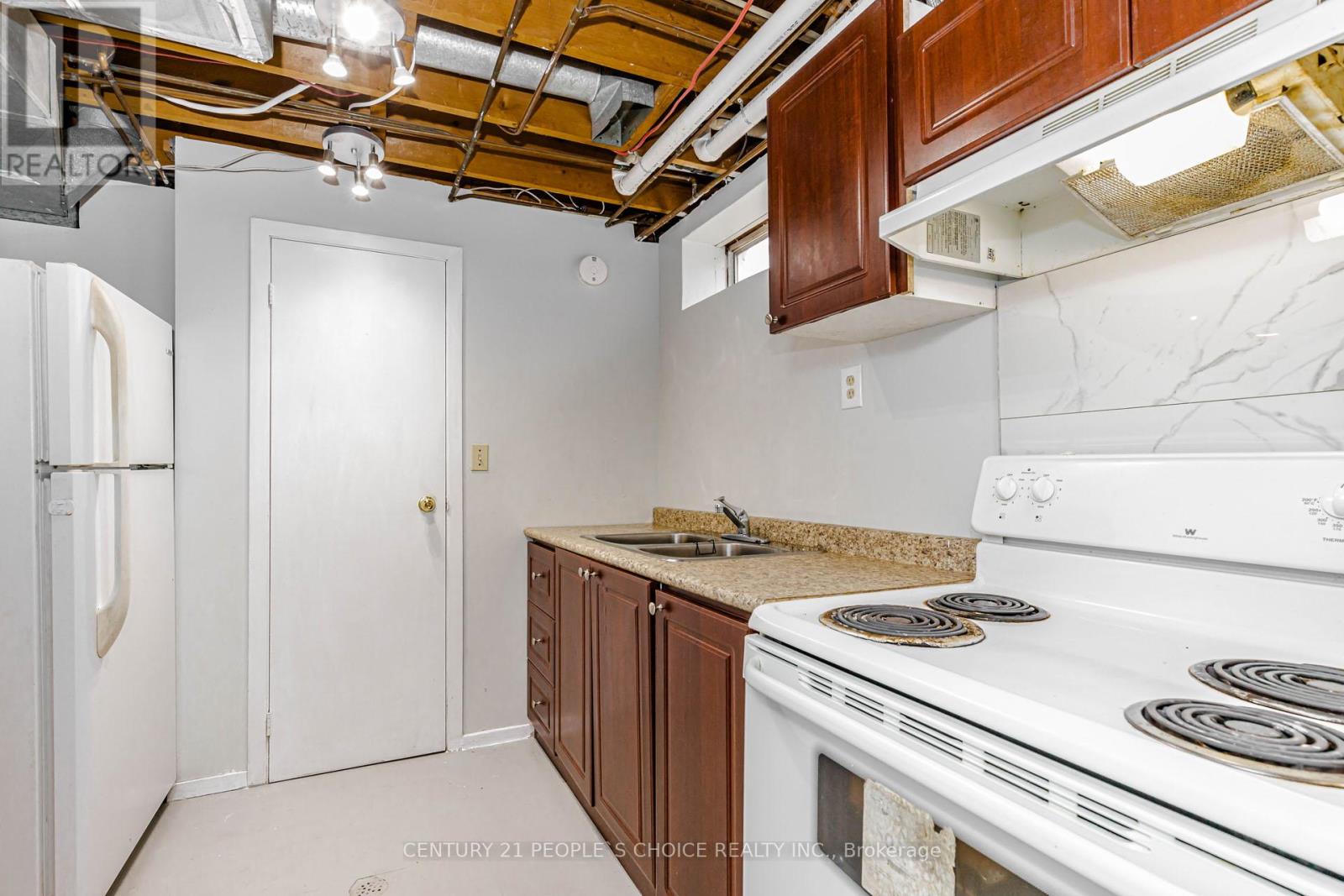 570b Glen Forrest Boulevard, Waterloo, Ontario  N2L 4J5 - Photo 38 - X13004032