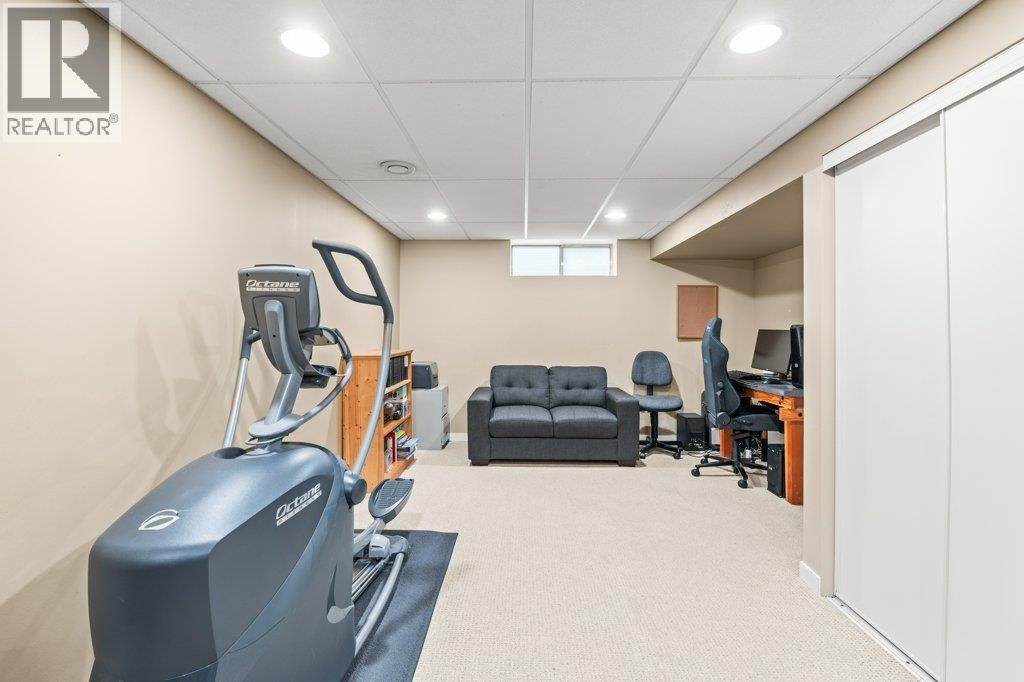 1784 Highland Drive N, Kelowna, British Columbia  V1Y 4L2 - Photo 25 - 10383158