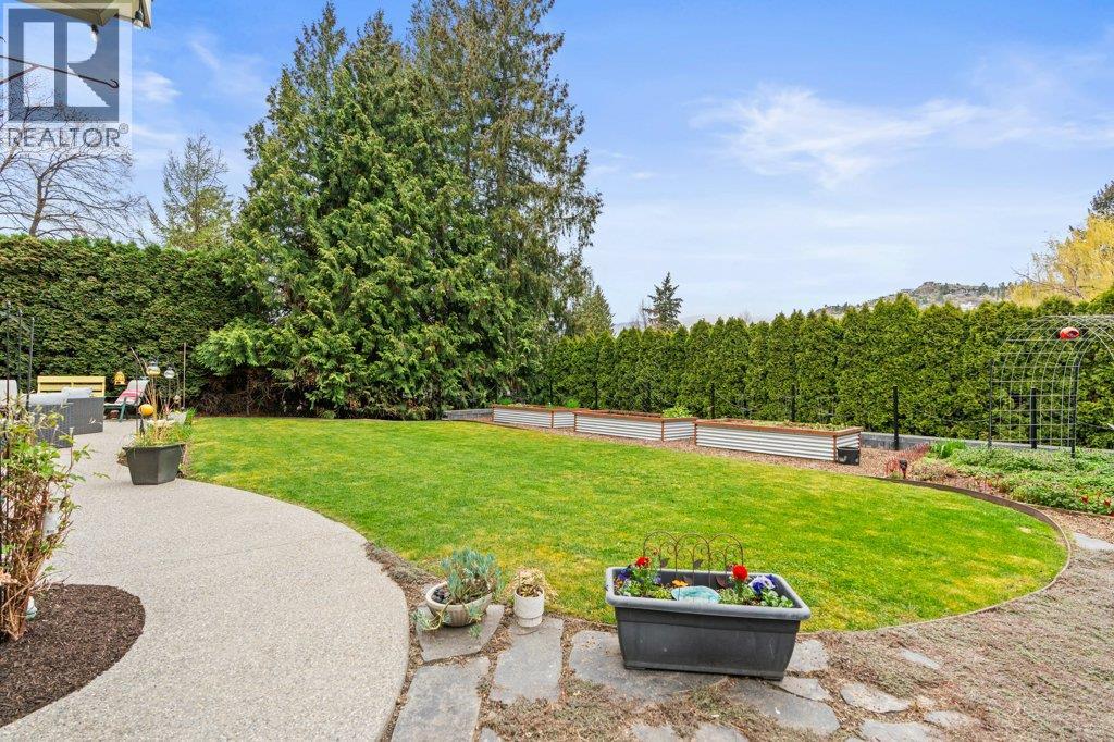 1784 Highland Drive N, Kelowna, British Columbia  V1Y 4L2 - Photo 37 - 10383158