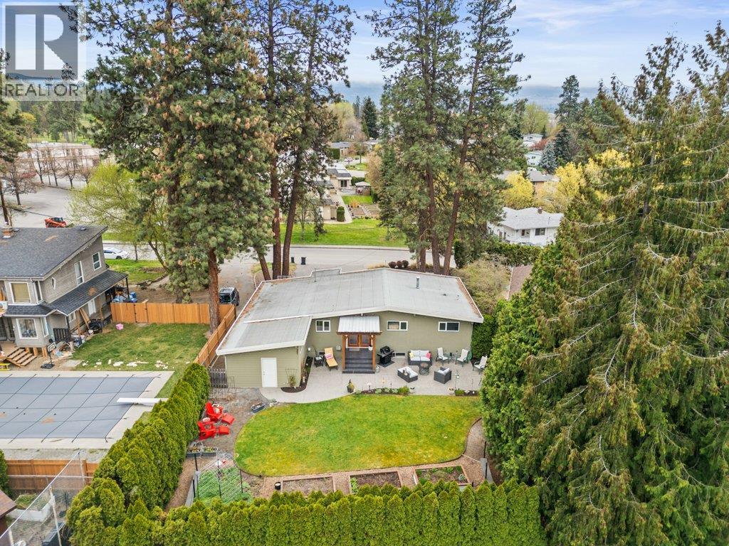 1784 Highland Drive N, Kelowna, British Columbia  V1Y 4L2 - Photo 49 - 10383158