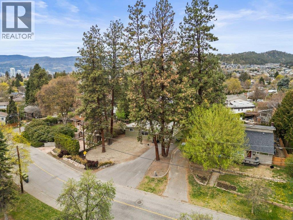 1784 Highland Drive N, Kelowna, British Columbia  V1Y 4L2 - Photo 52 - 10383158